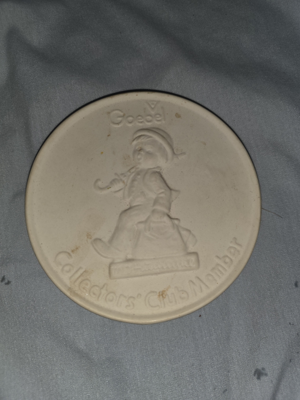 Goebel Cream Porcelain Collector Plaque with Embossed Figurine